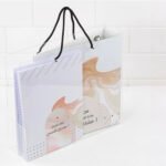 ⁦جنطه اكريليك تكفي لجميع احتياجاتك⁩ - الصورة ⁦2⁩